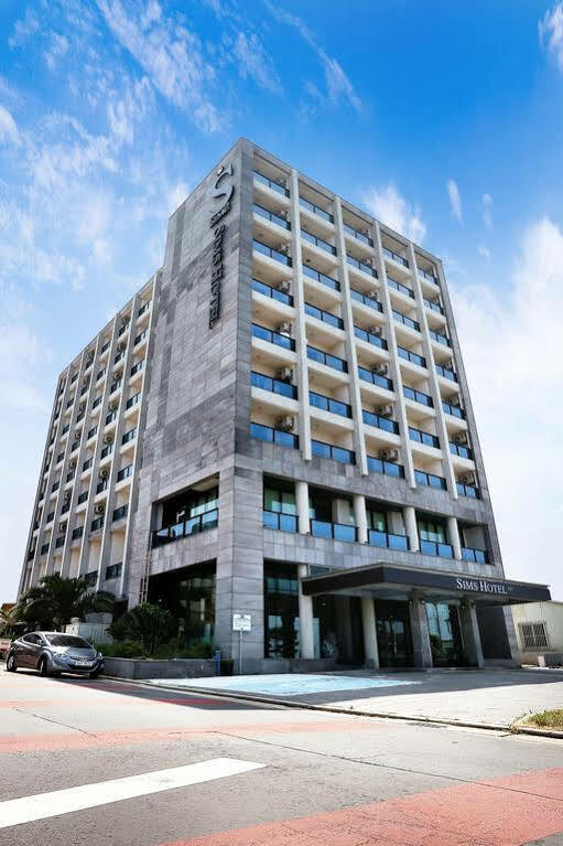 Sims Hotel Чеджудо Экстерьер фото